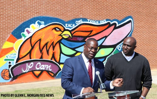 Rockdale unveils outdoor mural at historic J.P. Carr Gym