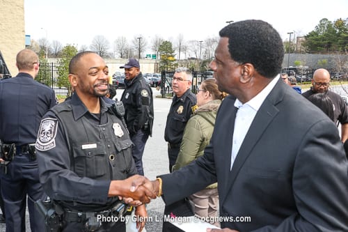 Actor Afemo Omilami of Hosea Feed the Hungry and Homeless was among the well-wishers who contributed.  