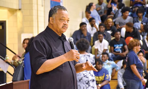 After Jackson’s contribution to the homecoming rally and the rally’s conclusion, students had the opportunity to register to vote if they were of legal voting age. Volunteers set up at the school gymnasium. Photos by DeKalb County School District 