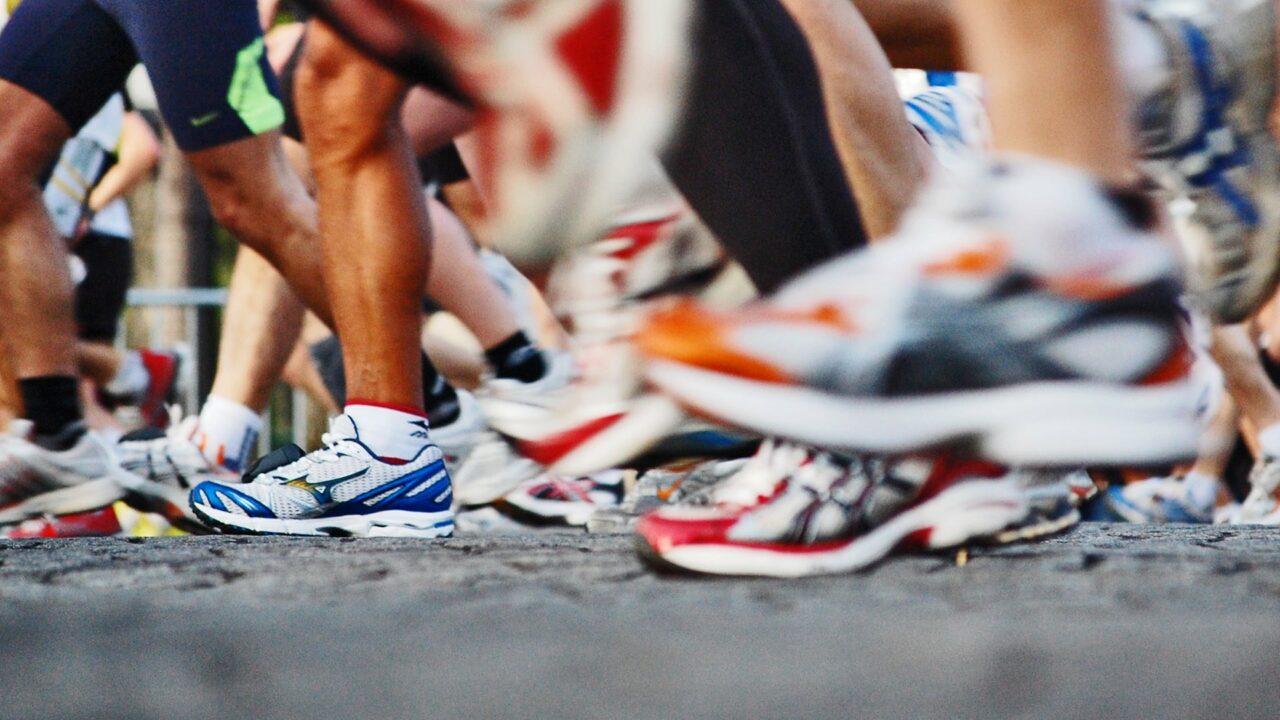 Running-Shoes-for-Plantar-Fasciitis