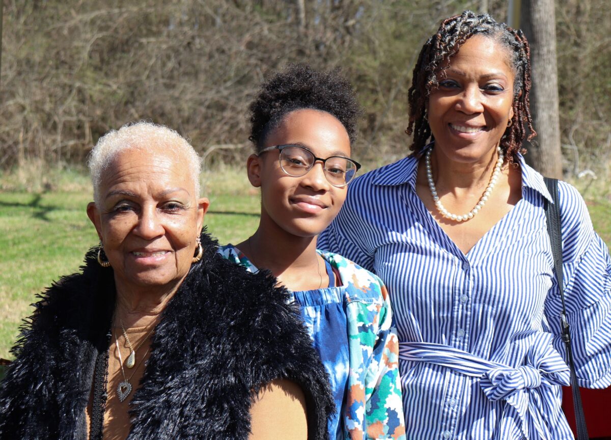 flat-rock-archives-reopening_eileen-harper-and-family