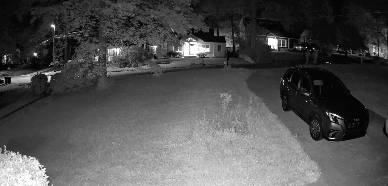 DeKalb County Police seek public’s help in identifying suspects in home burglaries