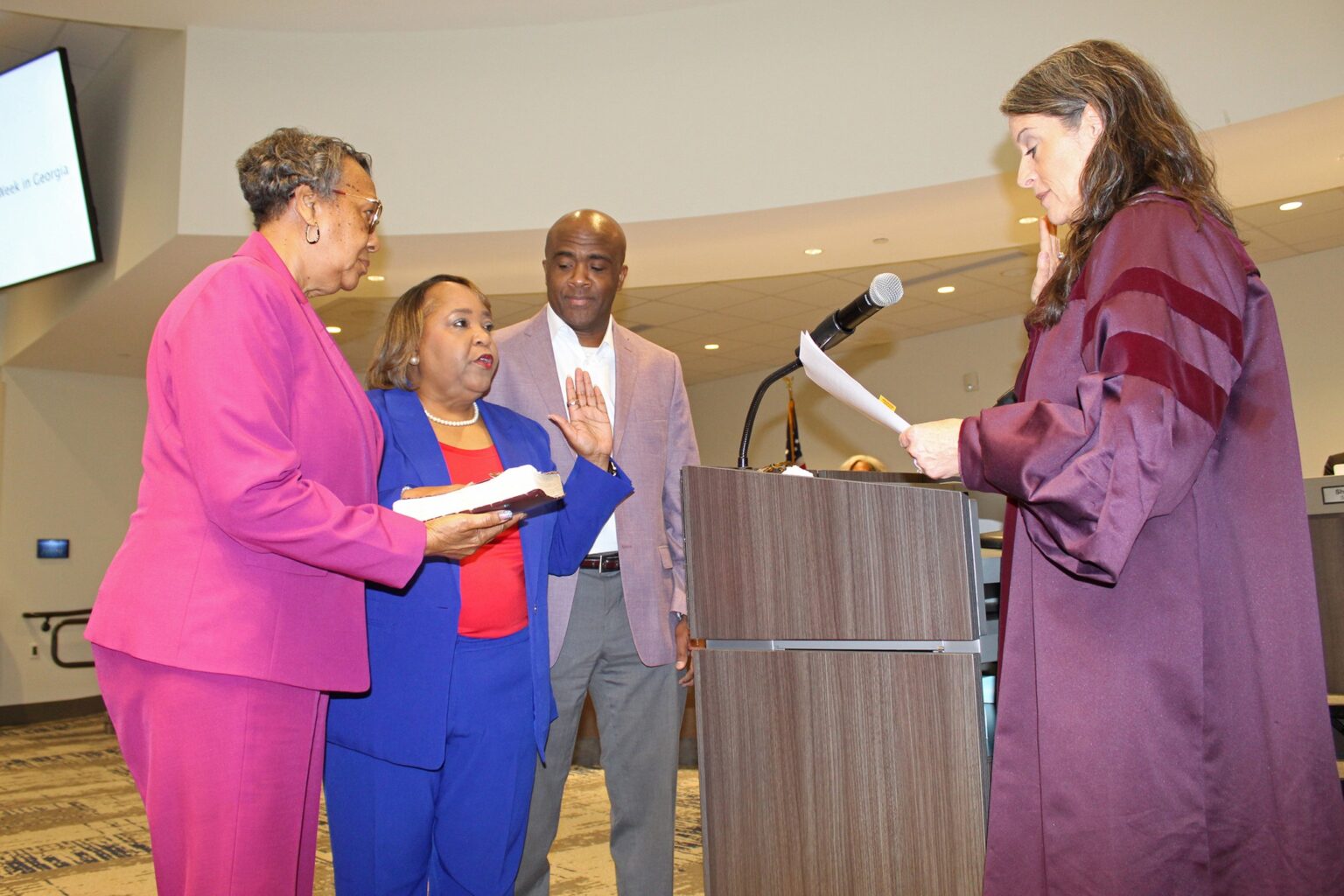 Veteran educator Tonya Bloodworth sworn in as newest Rockdale County Board of Education member